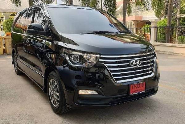 Car with driver. Taxi. Transfer from Bangkok to Pattaya. Type 4. Hyunday H1 Deluxe