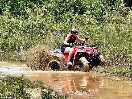 Quad Bikes. Individual transfer from Pattaya