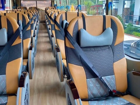 24-, 30-, 52-seats double decker rental from Bangkok to Pattaya